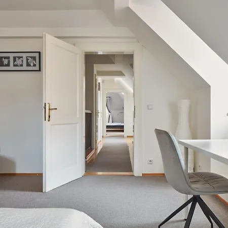 Open Plan In Old Town By Days Apartment Prague