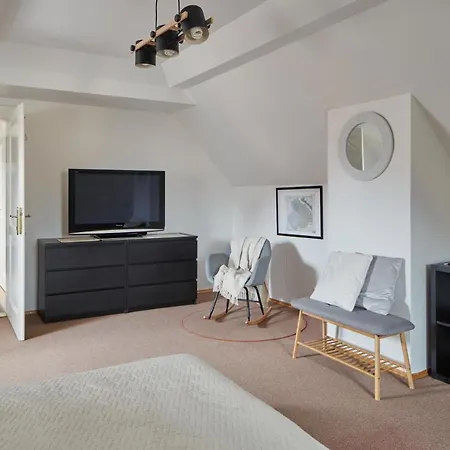 Open Plan In Old Town By Days Apartment *